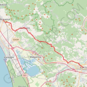 De Pietrasanta à Lucca GPS track, route, trail